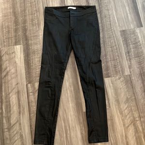 Faux leather skinny pants